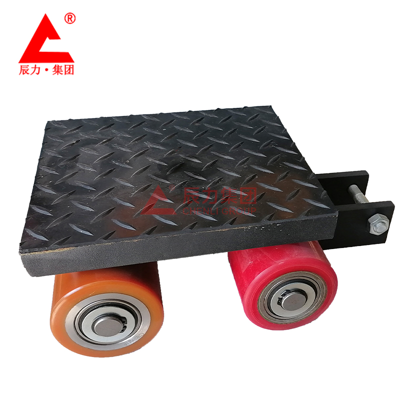 搬運(yùn)坦克車(chē)